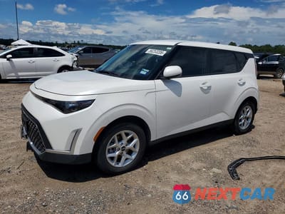 2025 KIA SOUL LX KNDJ23AU3S7948369 - główne zdjęcie licytacji z USA - miniatura