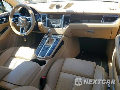 Zdjęcie 8 z 13 samochodu: 2016 PORSCHE MACAN S VIN:WP1AB2A56GLB47600 - miniatura