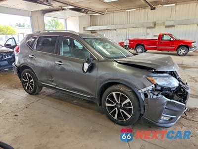 Czwarte zdjęcie samochodu z boku: 2019 NISSAN ROGUE SL VIN:5N1AT2MV0KC754705 - miniatura