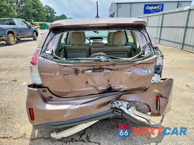 Zdjęcie 6 z 13 samochodu: 2017 TOYOTA PRIUS V FOUR VIN:JTDZN3EUXHJ061772 - miniatura