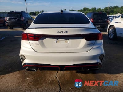 Zdjęcie 6 z 12 samochodu: 2023 KIA FORTE GT VIN:3KPF44AC7PE534919 - miniatura