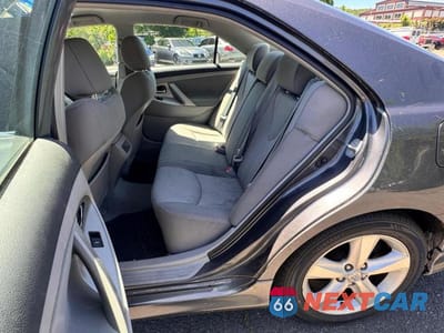 Zdjęcie 6 z 10 samochodu: 2011 TOYOTA CAMRY SE VIN:4T1BF3EK1BU608362 - miniatura