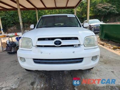 Piąte zdjęcie samochodu w środku: 2005 TOYOTA SEQUOIA SR5 VIN:5TDZT34A05S243539 - miniatura