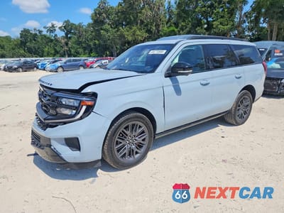 2025 FORD EXPEDITION PLATINUM 1FMJU1MG9SEA45493 - główne zdjęcie licytacji z USA - miniatura