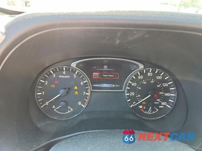 Zdjęcie 9 z 13 samochodu: 2018 NISSAN PATHFINDER SL VIN:5N1DR2MN9JC633309 - miniatura