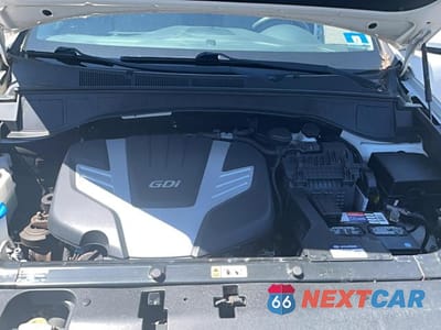 Zdjęcie 7 z 10 samochodu: 2018 HYUNDAI SANTA FE SE VIN:KM8SMDHF9JU267995 - miniatura
