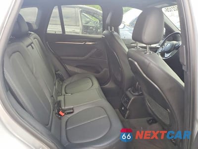 Zdjęcie 11 z 13 samochodu: 2016 BMW X1 XDRIVE28I VIN:WBXHT3C34G5E52411 - miniatura
