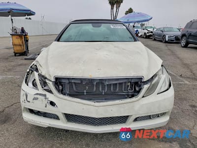Piąte zdjęcie samochodu w środku: 2013 MERCEDES-BENZ E 350 VIN:WDDKK5KF2DF198574 - miniatura