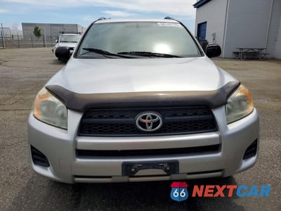 Piąte zdjęcie samochodu w środku: 2009 TOYOTA RAV4 BASE VIN:JTMBF33V995010042 - miniatura