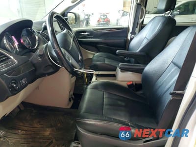 Zdjęcie 7 z 13 samochodu: 2016 CHRYSLER TOWN & COUNTRY TOURING VIN:2C4RC1BG8GR296285 - miniatura