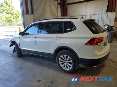 Drugie zdjęcie samochodu z przodu: 2020 VOLKSWAGEN TIGUAN S VIN:3VV0B7AX6LM121813 - miniatura