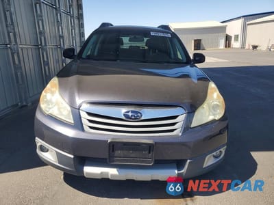 Piąte zdjęcie samochodu w środku: 2011 SUBARU OUTBACK 2.5I LIMITED VIN:4S4BRBJC2B3374187 - miniatura
