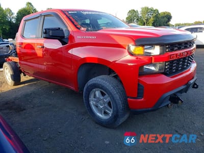 Czwarte zdjęcie samochodu z boku: 2019 CHEVROLET SILVERADO K1500 CUSTOM VIN:3GCPYBEH4KG222072 - miniatura