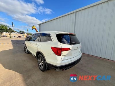Trzecie zdjęcie samochodu z tyłu: 2016 HONDA PILOT EXL VIN:5FNYF5H50GB012224 - miniatura