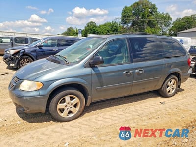 2005 DODGE GRAND CARAVAN SXT 2D4GP44L35R262052 - główne zdjęcie licytacji z USA - miniatura