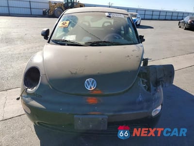 Piąte zdjęcie samochodu w środku: 1999 VOLKSWAGEN NEW BEETLE GL VIN:3VWBC21C5XM443513 - miniatura