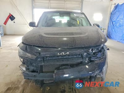 Piąte zdjęcie samochodu w środku: 2023 KIA SOUL LX VIN:KNDJ23AU7P7865647 - miniatura