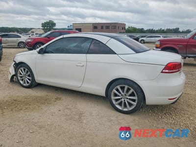 Drugie zdjęcie samochodu z przodu: 2013 VOLKSWAGEN EOS KOMFORT VIN:WVWBW8AH7DV001844 - miniatura