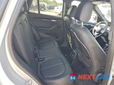 Zdjęcie 11 z 13 samochodu: 2017 BMW X1 SDRIVE28I VIN:WBXHU7C30H5H34986 - miniatura