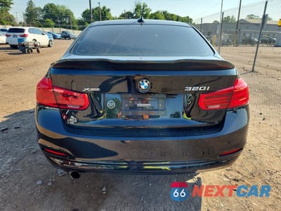 Zdjęcie 6 z 12 samochodu: 2018 BMW 320 XI VIN:WBA8E5G59JNV01828 - miniatura
