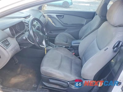 Zdjęcie 7 z 12 samochodu: 2014 HYUNDAI ELANTRA COUPE BASE VIN:KMHDH6AH6EU029595 - miniatura