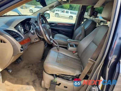 Zdjęcie 7 z 14 samochodu: 2013 CHRYSLER TOWN & COUNTRY TOURING L VIN:2C4RC1CG4DR708924 - miniatura