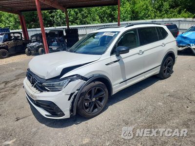 2024 VOLKSWAGEN TIGUAN SE R-LINE BLACK 3VVCB7AX4RM085805 - główne zdjęcie licytacji z USA - miniatura