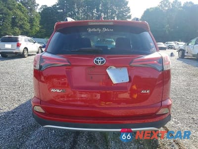 Zdjęcie 6 z 13 samochodu: 2016 TOYOTA RAV4 XLE VIN:JTMWFREV0GJ070037 - miniatura