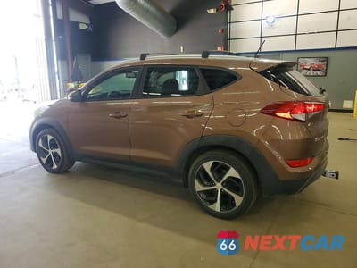 Drugie zdjęcie samochodu z przodu: 2016 HYUNDAI TUCSON VIN:KM8J3CA25GU111008 - miniatura