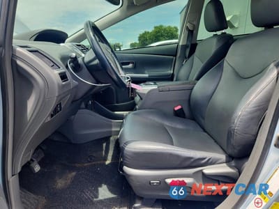 Zdjęcie 7 z 13 samochodu: 2013 TOYOTA PRIUS V FIVE VIN:JTDZN3EU0D3221558 - miniatura