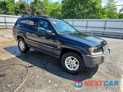 Czwarte zdjęcie samochodu z boku: 2004 JEEP GRAND CHEROKEE LAREDO VIN:1J4GW48S84C312866 - miniatura