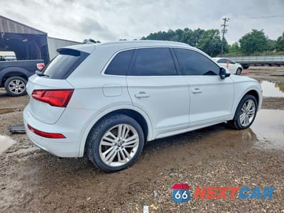Trzecie zdjęcie samochodu z tyłu: 2020 AUDI Q5 PREMIUM PLUS VIN:WA1BNAFY7L2001663 - miniatura