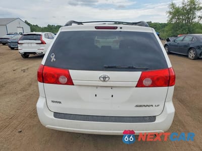 Zdjęcie 6 z 13 samochodu: 2010 TOYOTA SIENNA LE 8-PASSENGER VIN:5TDKK4CC0AS291615 - miniatura