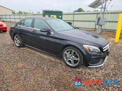 Czwarte zdjęcie samochodu z boku: 2016 MERCEDES-BENZ C 300 4MATIC VIN:WDDWF4KB2GR143865 - miniatura