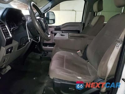 Zdjęcie 7 z 12 samochodu: 2017 FORD F350 SUPER DUTY VIN:1FT8W3BT2HEE37989 - miniatura