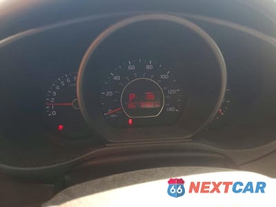 Zdjęcie 9 z 12 samochodu: 2017 KIA SOUL BASE VIN:KNDJN2A26H7455648 - miniatura