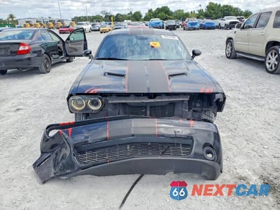 Piąte zdjęcie samochodu w środku: 2015 DODGE CHALLENGER SXT PLUS VIN:2C3CDZBT7FH909150 - miniatura