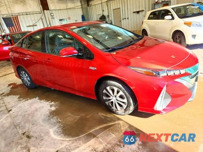 Czwarte zdjęcie samochodu z boku: 2018 TOYOTA PRIUS PRIME PREMIUM VIN:JTDKARFPXJ3089509 - miniatura