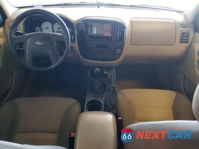 Zdjęcie 8 z 12 samochodu: 2006 FORD ESCAPE XLS VIN:1FMYU02Z26KA87007 - miniatura