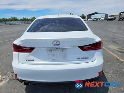 Zdjęcie 6 z 13 samochodu: 2016 LEXUS IS 200T VIN:JTHBA1D25G5037001 - miniatura