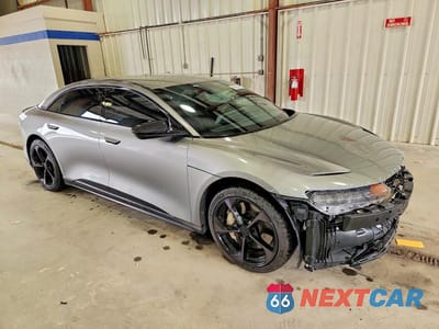 Czwarte zdjęcie samochodu z boku: 2024 LUCID MOTORS AIR TOURING VIN:50EA1TEA2RA005336 - miniatura