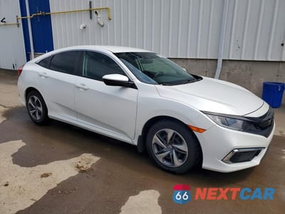 Czwarte zdjęcie samochodu z boku: 2021 HONDA CIVIC LX VIN:2HGFC2F59MH017107 - miniatura