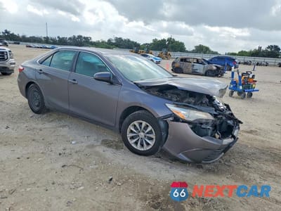 Czwarte zdjęcie samochodu z boku: 2017 TOYOTA CAMRY LE VIN:4T1BF1FK2HU785160 - miniatura