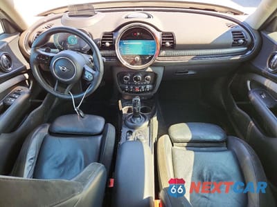 Zdjęcie 8 z 13 samochodu: 2022 MINI COOPER S CLUBMAN VIN:WMWLV7C09N2R36260 - miniatura