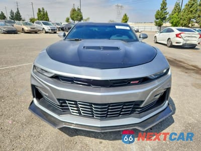 Piąte zdjęcie samochodu w środku: 2023 CHEVROLET CAMARO LT1 VIN:1G1FF1R73P0135636 - miniatura