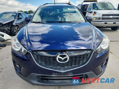 Piąte zdjęcie samochodu w środku: 2014 MAZDA CX-5 TOURING VIN:JM3KE2CY2E0384868 - miniatura