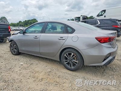 Drugie zdjęcie samochodu z przodu: 2024 KIA FORTE LXS VIN:3KPF24AD2RE725410 - miniatura