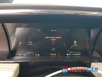 Zdjęcie 9 z 13 samochodu: 2018 LINCOLN NAVIGATOR RESERVE VIN:5LMJJ2LT3JEL16976 - miniatura