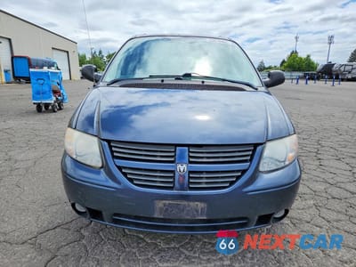 Piąte zdjęcie samochodu w środku: 2007 DODGE GRAND CARAVAN SXT VIN:2D4GP44L77R325317 - miniatura