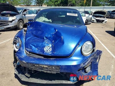 Piąte zdjęcie samochodu w środku: 2013 VOLKSWAGEN BEETLE TURBO VIN:3VW7S7AT7DM825561 - miniatura